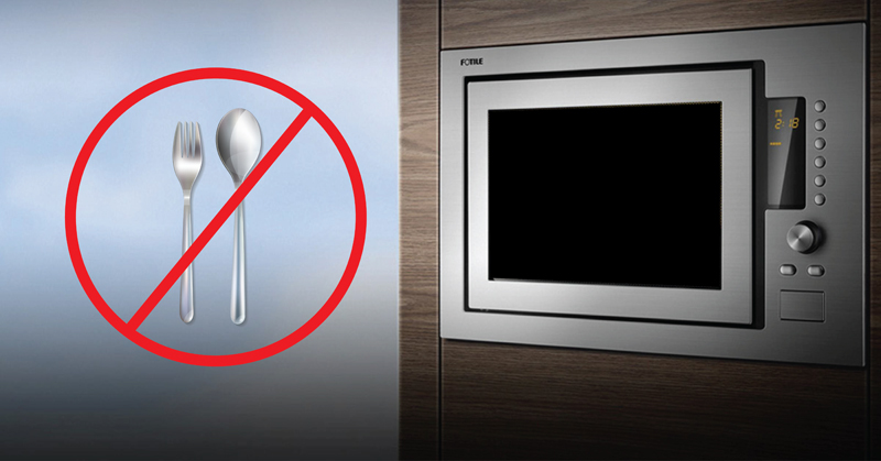 http://fotile.com.my/images/articlesharing/cant-put-metal-in-microwave-1.jpg