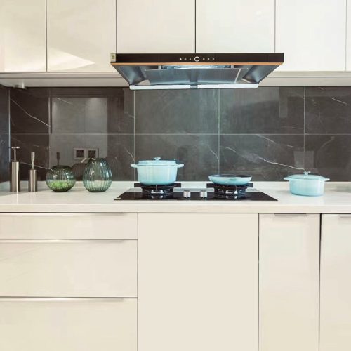 EMG9035-in-Kitchen-01_full
